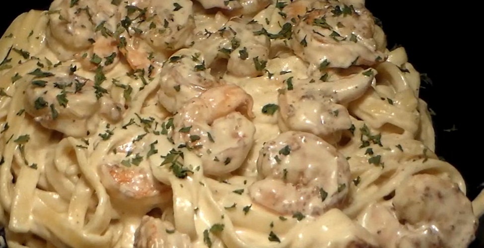 Easy Alfredo Pasta Recipe – Creamy, Cheesy & Restaurant-Style Pasta at Home in less than 30 minutes
