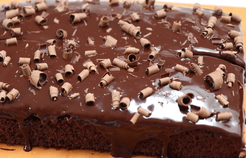 Chocolate Brownie Cake Recipe – Fudgy, Rich & Easy Homemade Brownie Cake